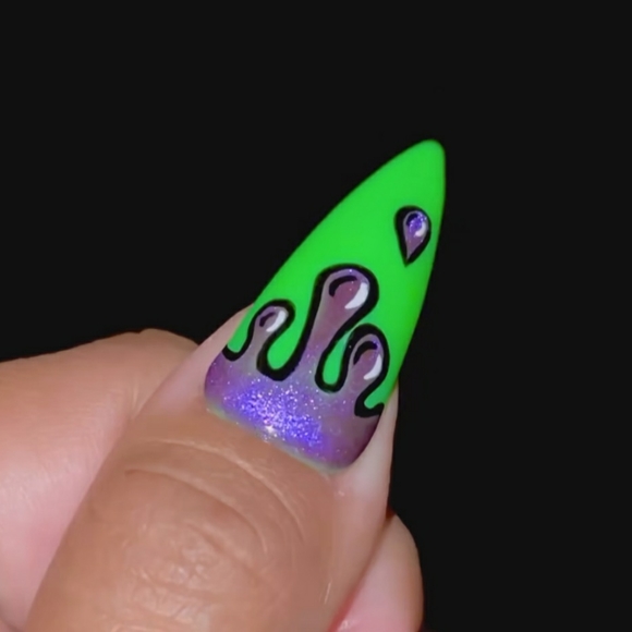 Handmade XXL stiletto glow in the dark & cat eye gel press on nails. - Picture 3 of 7